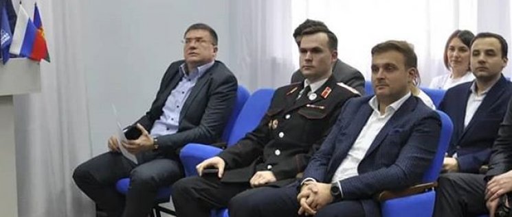Олег Бойченко принял участие во встрече с руководителями и участниками патриотических объединений Южного федерального округа. 