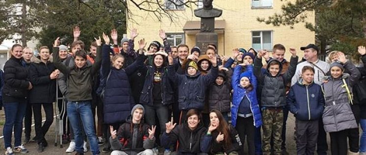 Олег Бойченко организовал выезд детей из многодетных семей Карасунского округа на экскурсию в воинскую часть &quot;Молькино&quot;.