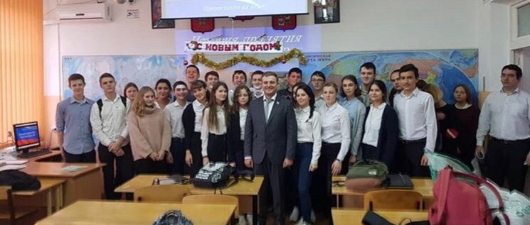 Олег Бойченко провел открытый урок в 11-ой школе.